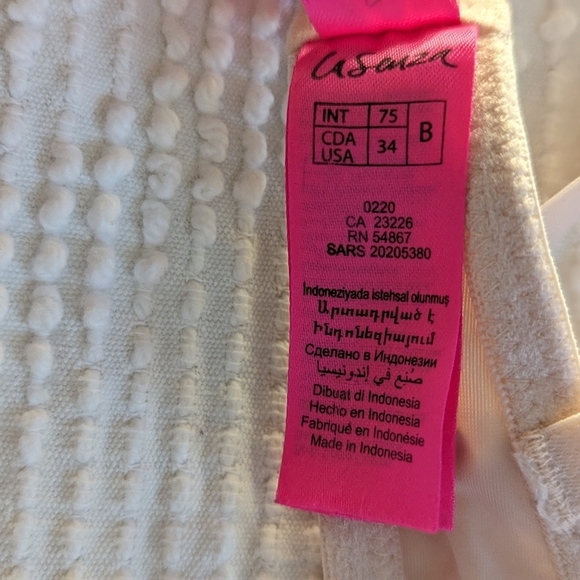 La Senza║Remix Push Up Plunge║Size 34B - Picture 2 of 4